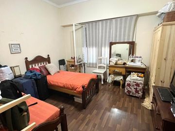 Casa 3 ambientes con jardín en venta, hermosa zona de Ituzaingó Norte