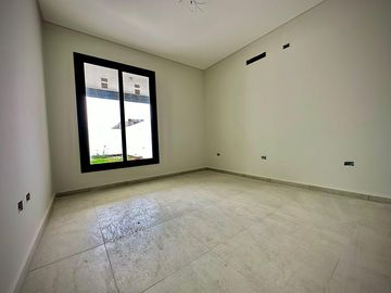 Duplex a Estrenar en Venta de 2 Dormitorios, Distrito Sur