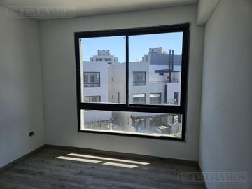 Departamento de 4 ambientes a estrenar en Town Kiri