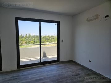 Departamento de 4 ambientes a estrenar en Town Kiri
