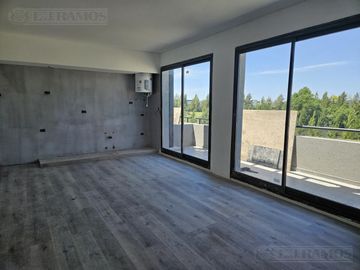 Departamento de 4 ambientes a estrenar en Town Kiri