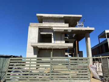 Casa a estrenar Los Barrio Puentes Nordelta