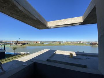 Casa a estrenar Los Barrio Puentes Nordelta