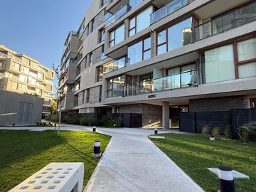 Departamento a estrenar en  alquiler de 1 dormitorio con cochera