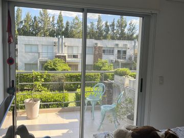 Casa tipo duplex de 4 amb  en venta en El Sendero - Nordelta