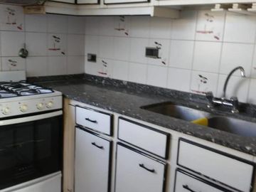 Casa en venta - 4 Dormitorios 3 Baños - Cochera - 300Mts2 - Cañuelas