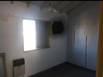 Departamento en venta - 2 Dormitorios 1 Baño - 49Mts2 - Villa Centenario, Lomas de Zamora