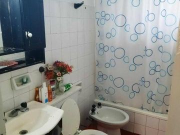 Departamento en venta - 2 Dormitorios 1 Baño - 49Mts2 - Villa Centenario, Lomas de Zamora