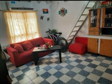Departamento en venta - 2 Dormitorios 1 Baño - 49Mts2 - Villa Centenario, Lomas de Zamora
