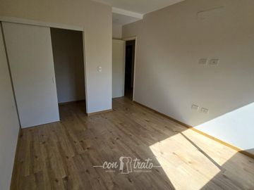 Casa en Granja de Funes 3 dormitorios dos baños a estrenar. APTO CREDITO