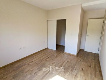 Casa en Granja de Funes 3 dormitorios dos baños a estrenar. APTO CREDITO