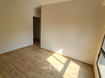 Casa en Granja de Funes 3 dormitorios dos baños a estrenar. APTO CREDITO