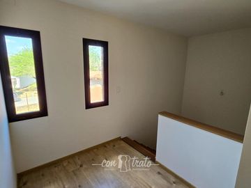 Casa en Granja de Funes 3 dormitorios dos baños a estrenar. APTO CREDITO