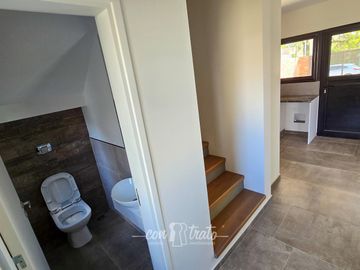 Casa en Granja de Funes 3 dormitorios dos baños a estrenar. APTO CREDITO