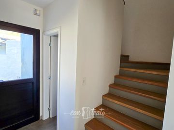 Casa en Granja de Funes 3 dormitorios dos baños a estrenar. APTO CREDITO