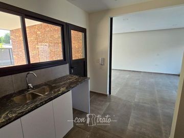 Casa en Granja de Funes 3 dormitorios dos baños a estrenar. APTO CREDITO