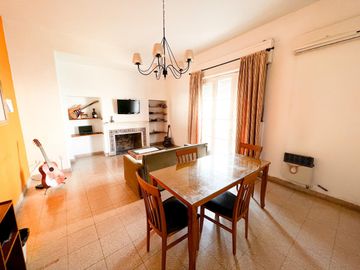 APTO BANCOR! A mtrs. Nva. Cba. - Casa Planta Alta TERRAZA CON ASADOR! 2D mas escritorio 2B.