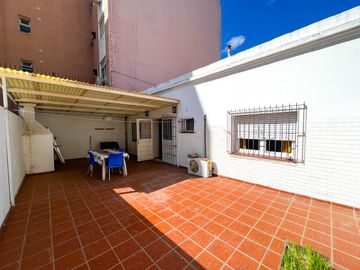 APTO BANCOR! A mtrs. Nva. Cba. - Casa Planta Alta TERRAZA CON ASADOR! 2D mas escritorio 2B.