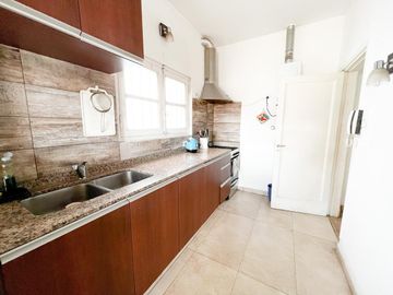 APTO BANCOR! A mtrs. Nva. Cba. - Casa Planta Alta TERRAZA CON ASADOR! 2D mas escritorio 2B.