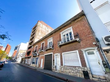 APTO BANCOR! A mtrs. Nva. Cba. - Casa Planta Alta TERRAZA CON ASADOR! 2D mas escritorio 2B.