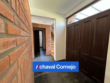 Benavidez | San Isidro Labrador - Casa en venta con 4 dormitorios y altillo