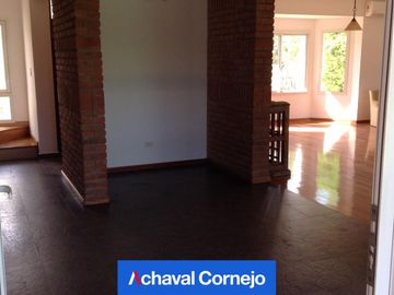 Benavidez | San Isidro Labrador - Casa en venta con 4 dormitorios y altillo