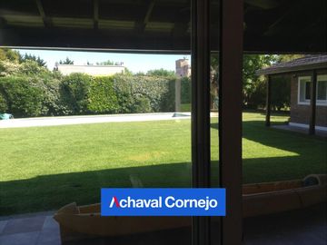 Benavidez | San Isidro Labrador - Casa en venta con 4 dormitorios y altillo