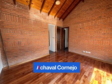 Benavidez | San Isidro Labrador - Casa en venta con 4 dormitorios y altillo