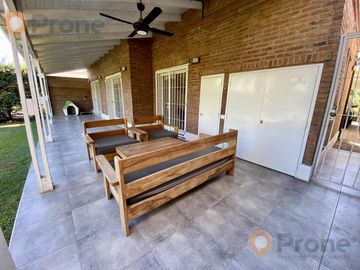 CASA 3 DORMITORIOS CON PILETA EN FISHERTON