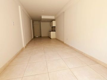 Monoambientes divisibles con patio en VENTA en Paso de los Andes al 500, barrio El Bosque