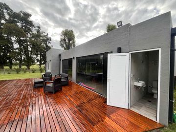 Casa en venta - 3 Dormitorios 3 Baños - 873Mts2 - San Vicente