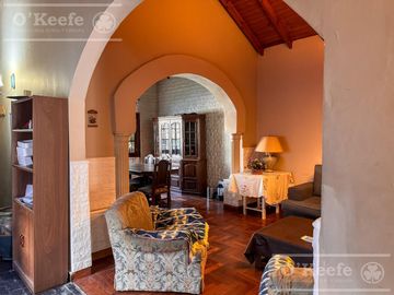 Casa en venta de 3 amb con Jardin y Quincho, Bernal. - apta crédito!