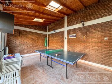 Casa en venta de 3 amb con Jardin y Quincho, Bernal. - apta crédito!