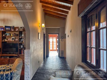 Casa en venta de 3 amb con Jardin y Quincho, Bernal. - apta crédito!
