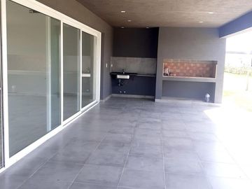 Casa en Barrio San Simón, Canning Village