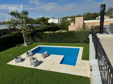 Impecable casa a la venta en Barrio Los Eucaliptus