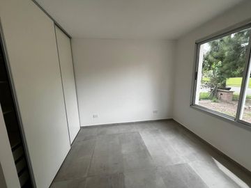 CASA EN VENTA A ESTRENAR EN EL PRINCIPADO - CANNING
