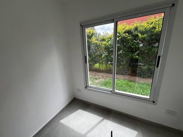 CASA EN VENTA A ESTRENAR EN EL PRINCIPADO - CANNING