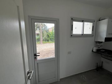 CASA EN VENTA A ESTRENAR EN EL PRINCIPADO - CANNING