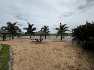 CASA EN VENTA A ESTRENAR EN EL PRINCIPADO - CANNING