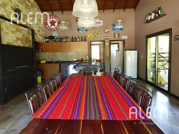 CASA DE 5 DORMITORIOS EN MALIBU