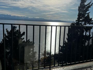 Venta Departamento en 6 ambientes con vista al lago