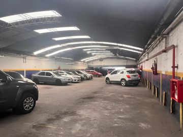 DEPOSITO / GALPON EN ALQUILER- AV. 9 DE JULIO Y AUTOPISTA