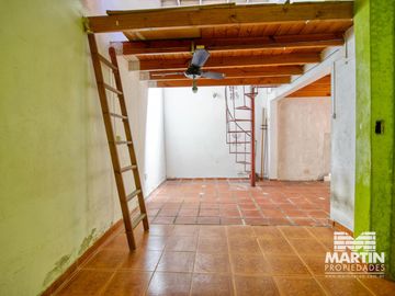PH en venta 3 amb  con patio y terraza en Olivos