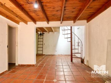 PH en venta 3 amb  con patio y terraza en Olivos