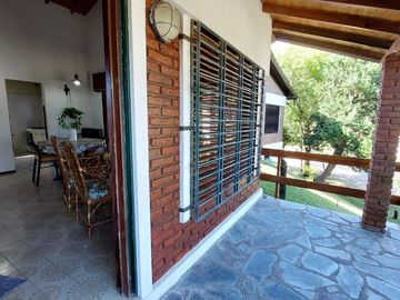 Casa  - en PH - Venta - Villa Gesell - Garage - Gas Natural