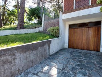 Casa  - en PH - Venta - Villa Gesell - Garage - Gas Natural