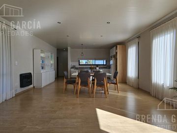 Casa en Venta En Colon Entre Ríos.