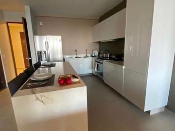 Departamento en venta en Vía Montejo.