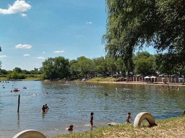 Balnerario Los Pinos - A metros de la Ruta Nacional 14 y a metros de la Ruta Provincial 20